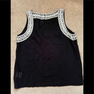 Old Navy sleeveless shirt